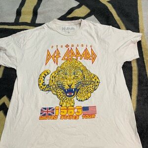 Deff leopard tour shirt